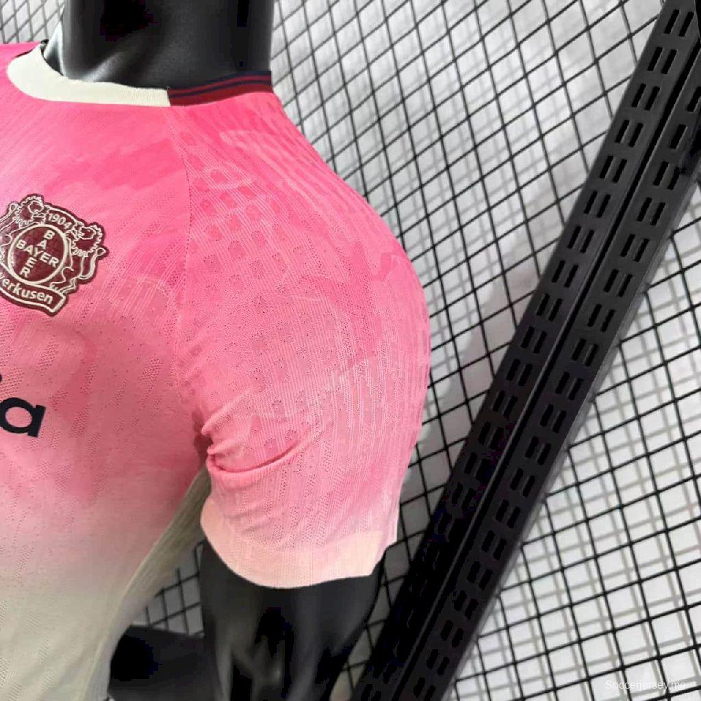 2025/26 نسخة اللاعب 2025/26 قميص فريق باير 04 ليفركوزن للرجال خارج ملعبه