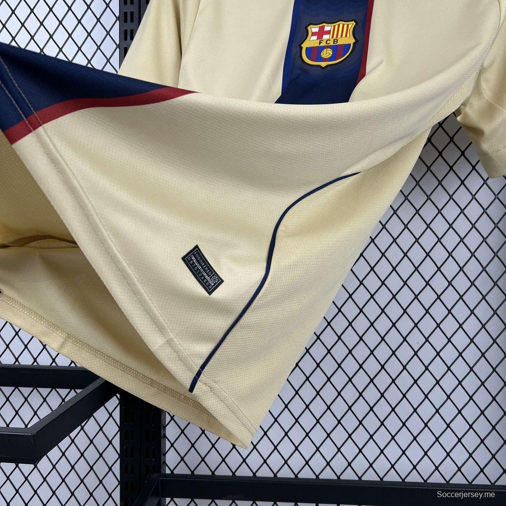 قميص برشلونة الخاص لموسم 2025/26