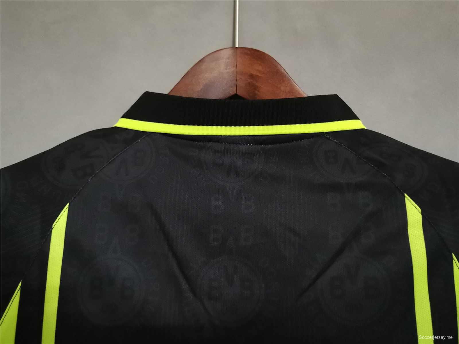 قميص فريق بوروسيا دورتموند 96/97 ريترو خارج الديار
