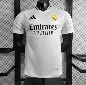 نسخة اللاعب 24/25 قميص ريال مدريد 24/25 ريال مدريد
