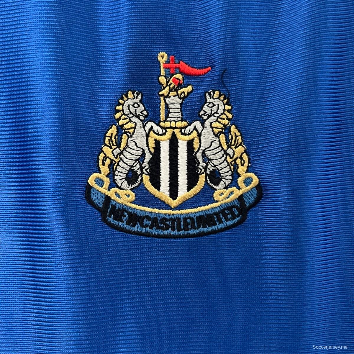 قميص أزرق ريترو 98/99 نيوكاسل يونايتد أزرق اللون خارجي
