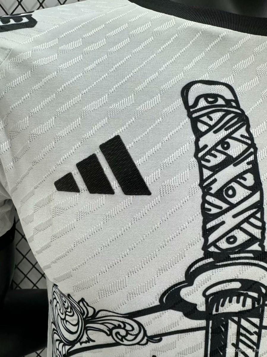 إصدار اللاعب 2024 قميص اليابان الأبيض الخاص 2024
