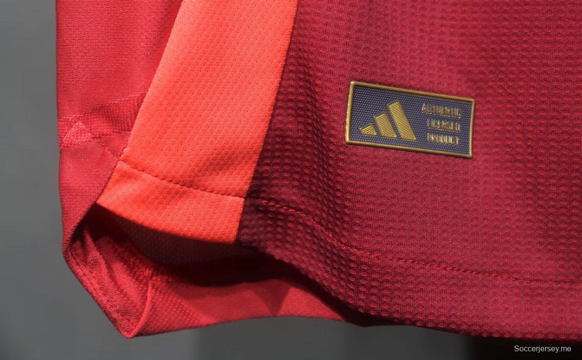 إصدار اللاعب 24/25 قميص فريق مانشستر يونايتد الرئيسي 24/25
