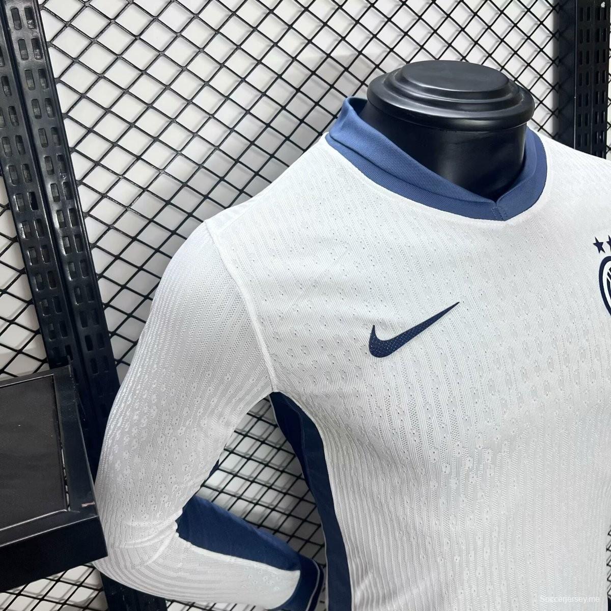 نسخة اللاعب 24/25 قميص بأكمام طويلة أبيض طويل الأكمام من انتر ميلان 24/25
