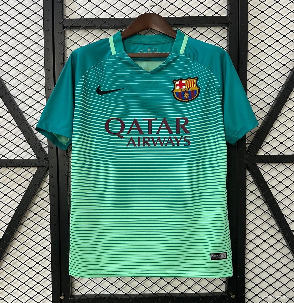 القميص الثالث لبرشلونة 16/17 ريترو برشلونة 16/17