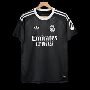 25/26 قميص حارس مرمى ريال مدريد الأسود