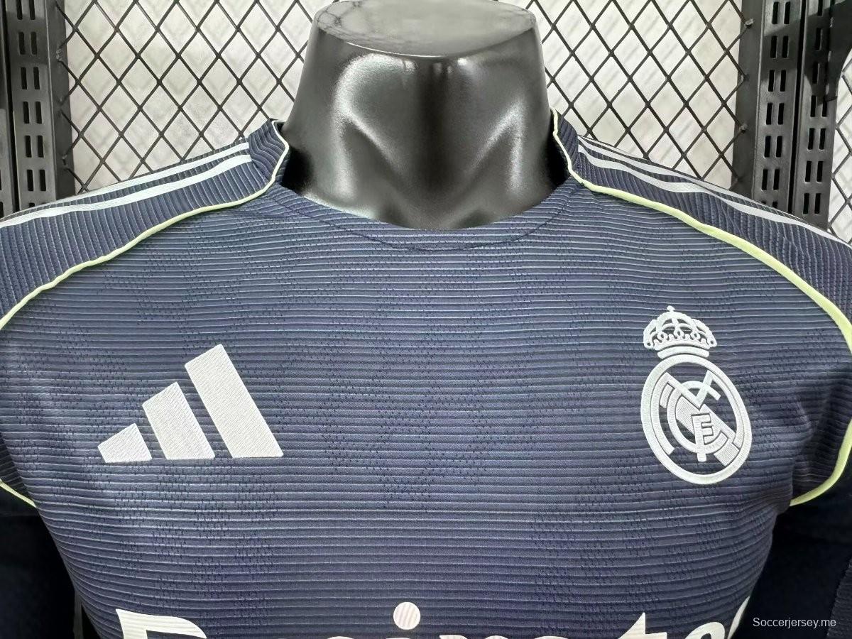 إصدار اللاعب 25/26 قميص بأكمام طويلة الأكمام لريال مدريد خارج الديار