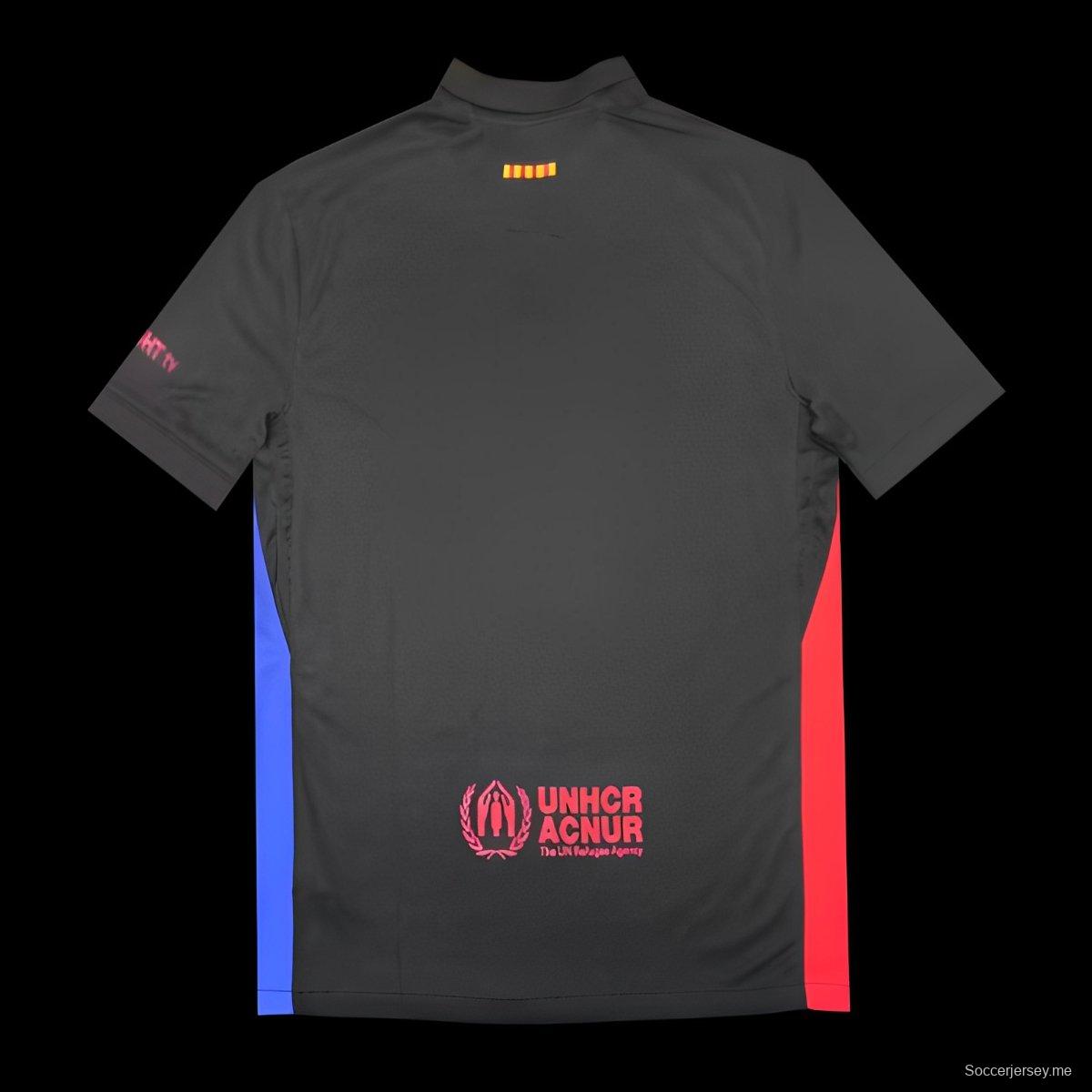 24/25 قميص برشلونة × ترافيس سكوت خارج الملعب