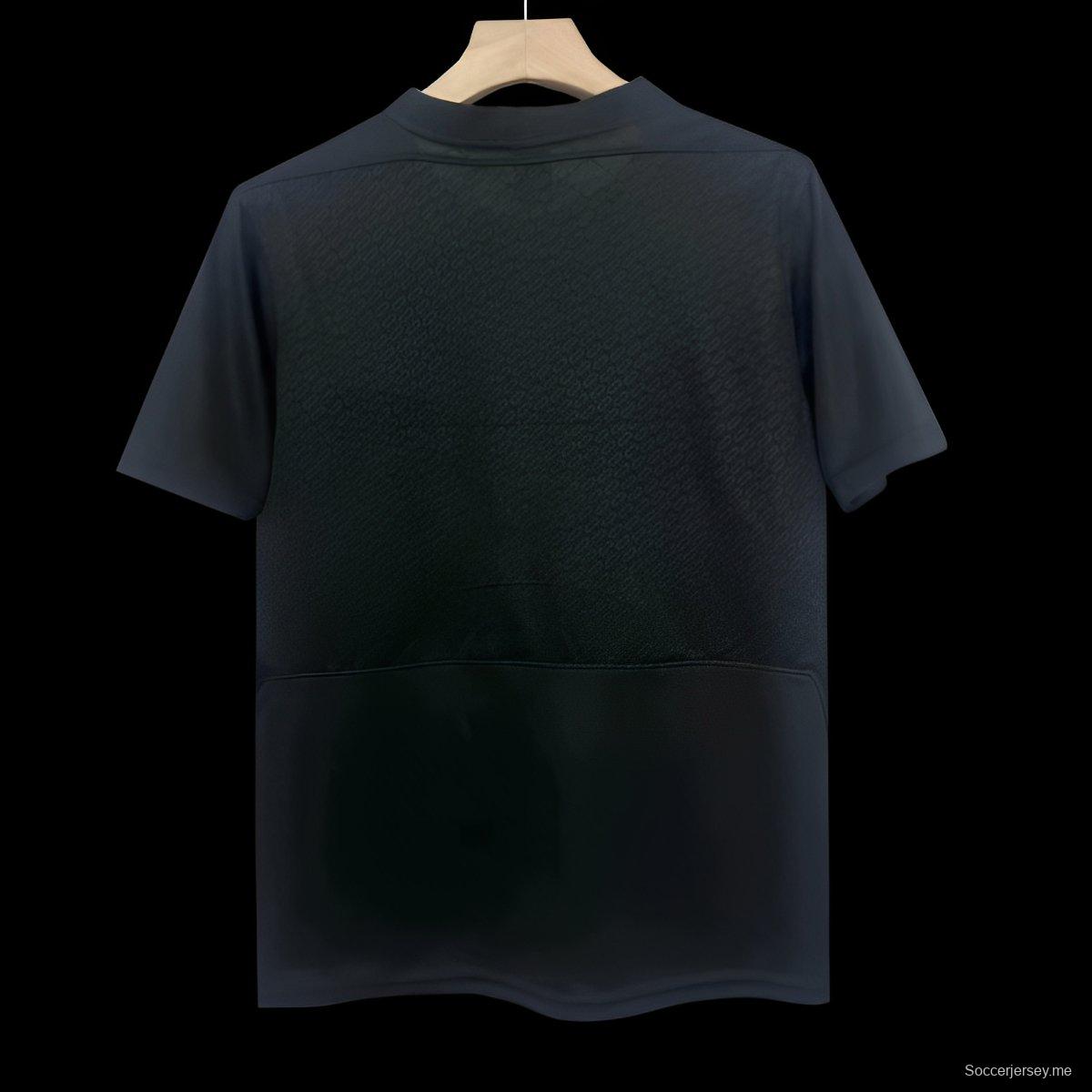 25/26 قميص ليفربول الخاص بالذكرى السنوية لليفربول إسطنبول 25/26