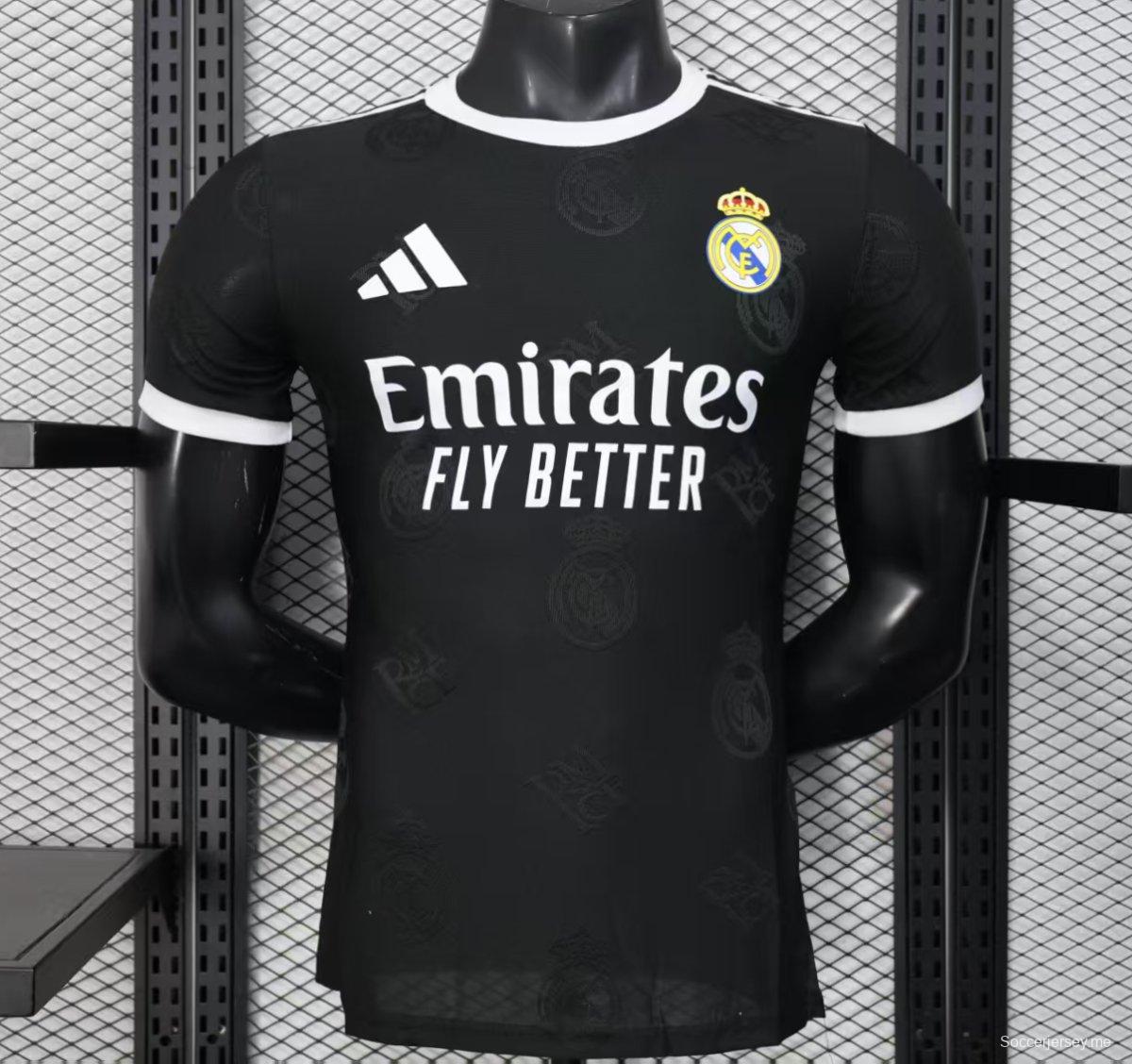 إصدار اللاعب 25/26 قميص ريال مدريد الأسود الخاص 25/26 ريال مدريد الأسود الخاص