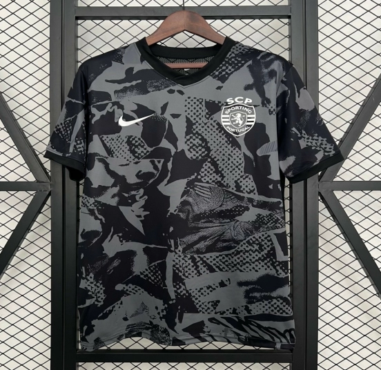 25/26 قميص سبورتينج لشبونة الرمادي قبل المباراة