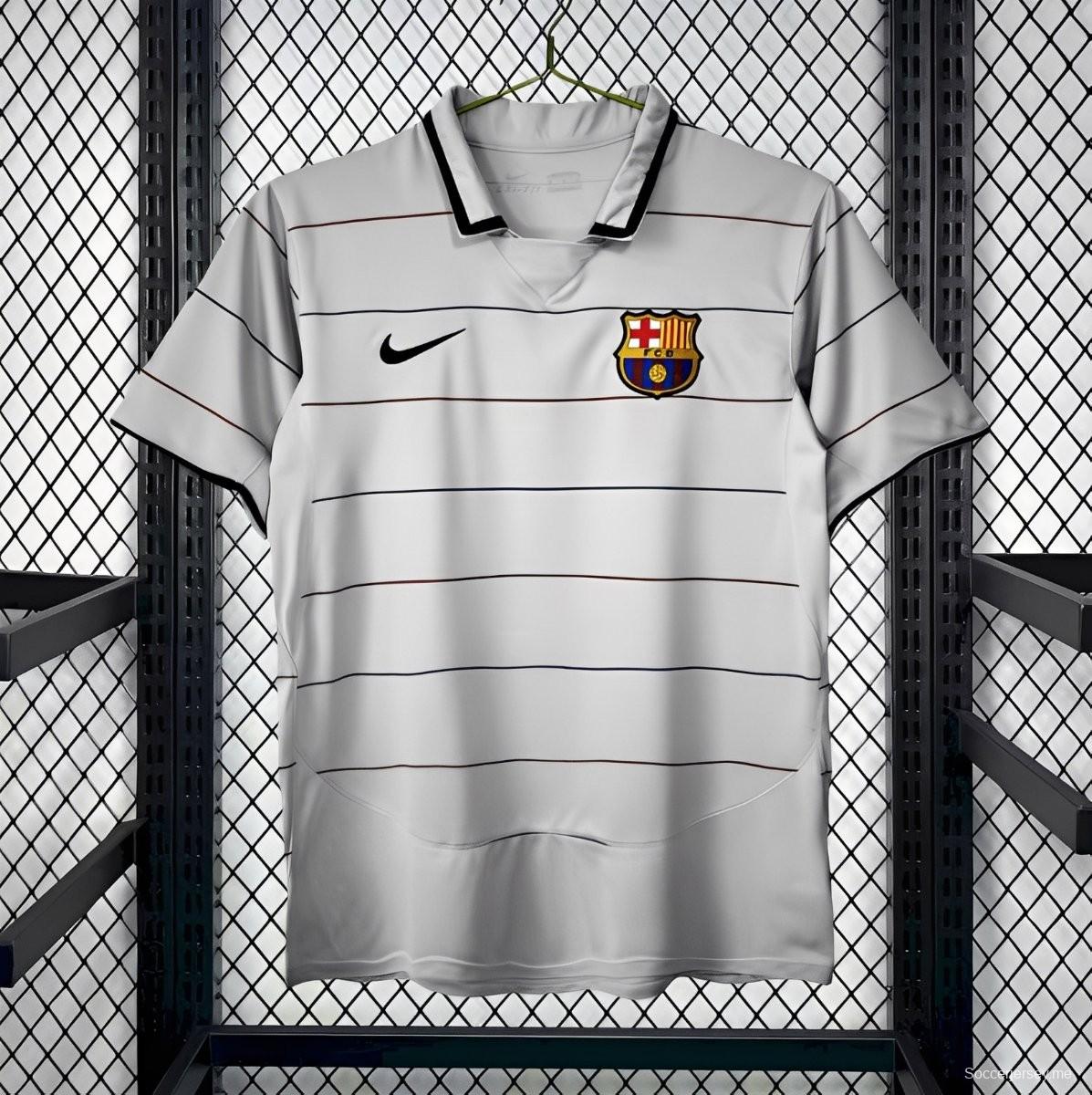 2003/04 قميص برشلونة ريترو ذهاباً وإياباً