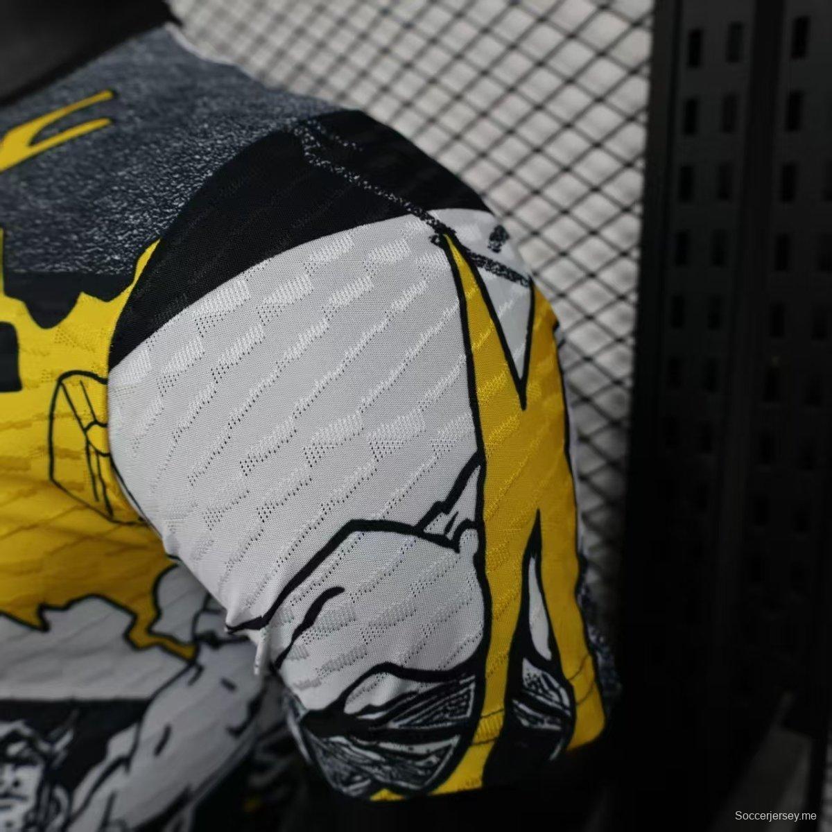 إصدار اللاعب 25/26 قميص ريال مدريد أفينجرز أبيض قبل المباراة