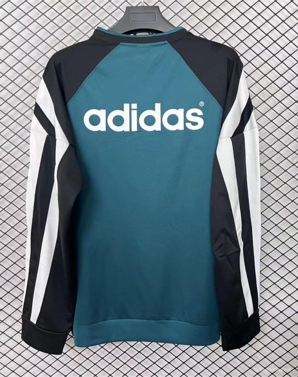 سترة بقلنسوة خضراء من ليفربول موديل 95/96