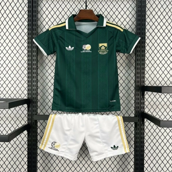الزي الخارجي لفريق جنوب أفريقيا للأطفال في كأس العالم 2026