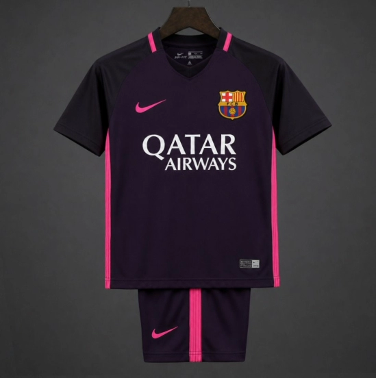 قميص برشلونة للعب خارج أرضه للموسم 2016/2017